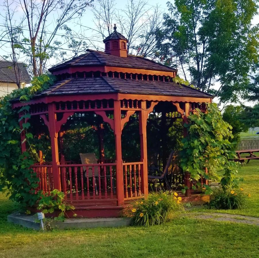 Lake Erie Lodge Kültér fotó